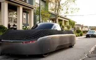 أول سيارة طائرة في العالم تبدأ رحلتها من كاليفورنيا (فيديو)