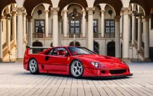 في مزاد مونتيري... Ferrari F40 LM تسجل رقمًا قياسيًا وتخطف الأنظار كأيقونة نادرة