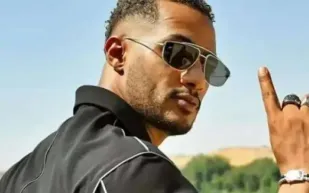 بعد وصفه بالاغتيال.. محمد رمضان يتراجع ويكشف تفاصيل انفجار حفل الساحل الشمالي (فيديو)