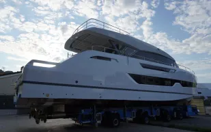 Veronika.. يخت جديد من Giangrasso Group يجمع بين الفخامة والسرعة