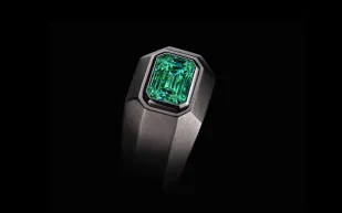 إكسسوارات المستقبل.. تكنولوجيا فاخرة تلامس الأناقة والرفاهية بذكاء