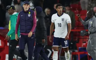 توخيل يستبعد ألكسندر-أرنولد.. وهذه قائمة الأسود الثلاثة لتصفيات المونديال