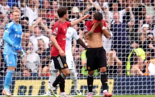 برونو يكرر خطأ محمد صلاح في الدوري الإنجليزي.. فيديو 