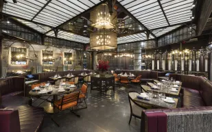 "Mott 32" فانكوفر: مطعم بحكايات مختلفة ونكهات عابرة للزمان والمكان 