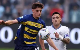 صخرة إيطالية جديدة في أنفيلد.. جيوفاني ليوني ينضم إلى ليفربول