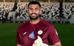 في صفقة مجانية.. الشباب السعودي يضم محمد المحاسنة حارس الاتحاد السابق