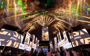 مفاجآت مثيرة في الأسبوع السادس من كأس العالم للرياضات الإلكترونية