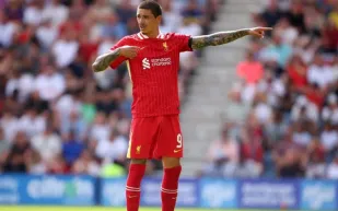 سباق شرس على داروين نونيز.. الهلال يصطدم بطموحات ميلان في ميركاتو 