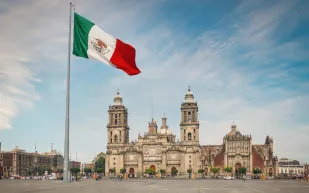 المكسيك تطالب أديداس بدفع تعويضات بعد إطلاق حذاء مستوحى من التراث الأصلي