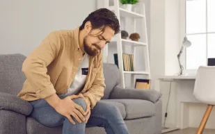 دراسة جديدة توضح بديلا طبيعيا لمسكنات خشونة الركبة