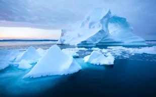 مدن كبرى مهددة بالغرق بسبب انهيار جليد غرب أنتاركتيكا