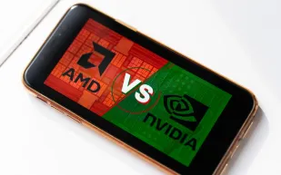 كيف قلبت AMD موازين القوة في سوق كروت الشاشة عام 2025؟