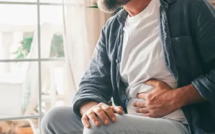 كيف يؤدي الضغط النفسي إلى تراكم دهون البطن؟