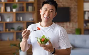 رجيم سويتش أون: خطة عصرية لخسارة الوزن وتنقية الجسم في 30 يومًا