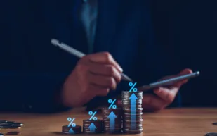 دليلك للنمو بذكاء: 10 استراتيجيات مبتكرة لزيادة إيرادات شركتك الناشئة