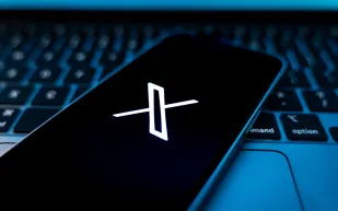 "فريق الأحلام" ينطلق لإنقاذ تطبيق X بعد تراجع عدد مستخدميه على أندرويد