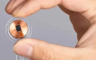 هل تغيّر تجارب نيورالينك البشرية مستقبل التواصل؟ شريحة ماسك تدخل مرحلة الاختبار