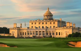 أغنى رجل في آسيا يقتني قصر جيمس بوند التاريخي.. إليك قيمة الصفقة الفاخرة