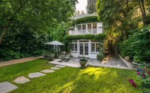 النجمة جينيفر لورانس تتخلى عن منزلها الفاخر في مزاد خاص.. كم قيمته المتوقعة؟