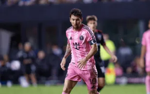 تصريحات صادمة عن والد ميسي.. هل يعيش إنتر ميامي فوضى داخلية؟