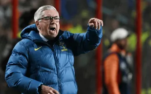 أنشيلوتي يهاجم إدارة البايرن: لم أكن أعرف من يملك القرار