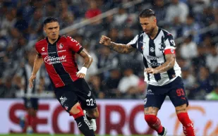 سيرجيو راموس يثير الجدل بركلة بانينكا ضائعة في الدوري المكسيكي (فيديو)