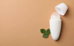 مزيلات العرق لكامل الجسم: عناية إضافية.. أم رفاهية غير ضرورية؟