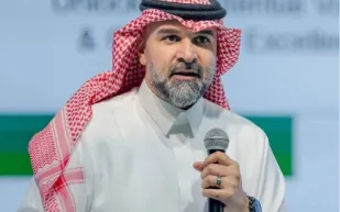 فهد سندي يرد بسخرية على شائعات تعاقد الاتحاد مع يورغن كلوب (صور)