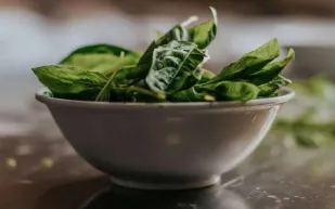 كيف يساهم البوتاسيوم في تحسين صحة القلب؟