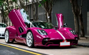 نسخة استثنائية: Pagani Utopia تكشف عن طلاء Viola Pearl الساحر (صور)
