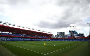 أزمة الملاعب تُلاحق برشلونة.. لماذا نُقلت مواجهة خيتافي إلى كرويف؟