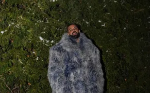 دريك يقتني رولز-رويس كولينان استثنائية فريدة.. تعرف على سعرها