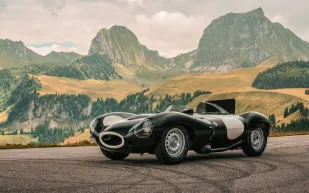 مزاد زيورخ يستعد لطرح واحدة من أندر سيارات جاكوار D-Type الكلاسيكية.. ما الذي يميزها؟ 