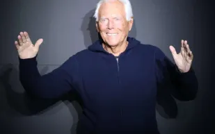 استمر جورجيو أرماني بالعمل حتى التسعينات.. تعرف على روتينه اليومي وسر طول عمره