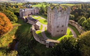 قلعة نورمانية نادرة تعود للقرن الـ12 تُعرض للبيع.. فكم بلغ سعرها؟ ( صور)