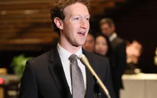 هل يفشل زوكربيرغ في إنقاذ فريق الذكاء الاصطناعي في ميتا؟