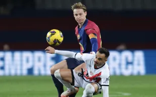 تفاصيل تجديد عقد فرينكي دي يونغ مع برشلونة (فيديو)