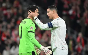 بديلًا لبينتو.. النصر يستهدف زميل رونالدو في منتخب البرتغال (فيديو)