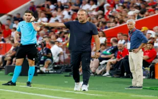 برشلونة يواصل البحث عن تعزيزات دفاعية من البريميرليغ رغم إغلاق الميركاتو (فيديو)