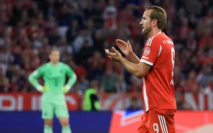 لخلافة ليفاندوفسكي.. برشلونة يخطط لخطف هاري كين من بايرن ميونخ