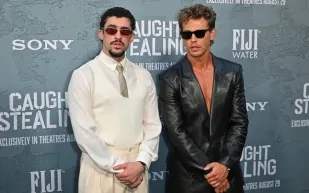 السجادة الحمراء تتحدّث: نجوم الموضة الرجالية يكتبون قواعد جديدة