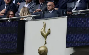 استثمارات خليجية وأمريكية تترقب مصير ملكية توتنهام