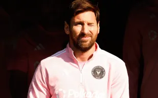 ميسي يثير الحماس بحضوره المفاجئ في مسرح نيكو فاسكيز (فيديو)