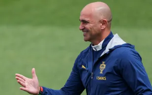 مدرب البرتغال: كريستيانو رونالدو لا يزال "جائعًا ليكون الأفضل"