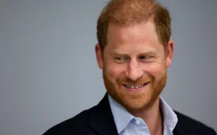 الأمير هاري يتبرع بـ1.5 مليون دولار لدعم الأطفال