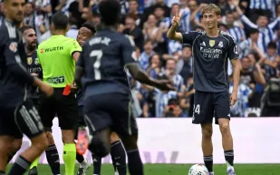 بعد الطرد المثير للجدل.. هل ينجح ريال مدريد في استعادة مدافعه قبل الجولة المقبلة؟ (فيديو)