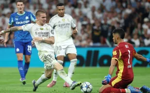 ماستانتونو يسجل هدفه الأول ويعلّق على المقارنات مع يامال (فيديو)