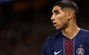 كلاسيكو فرنسا يربك خطط باريس سان جيرمان قبل حفل الكرة الذهبية