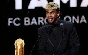 لامين يامال: هذه الأشياء الأربعة لا تغيب عني في أي سفرية