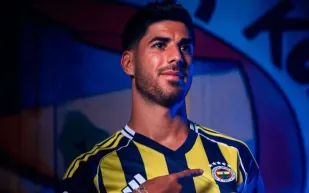 بعد مغادرة باريس سان جيرمان.. أسينسيو يوقع مع فنربخشة لمدة 3 سنوات (صور) 